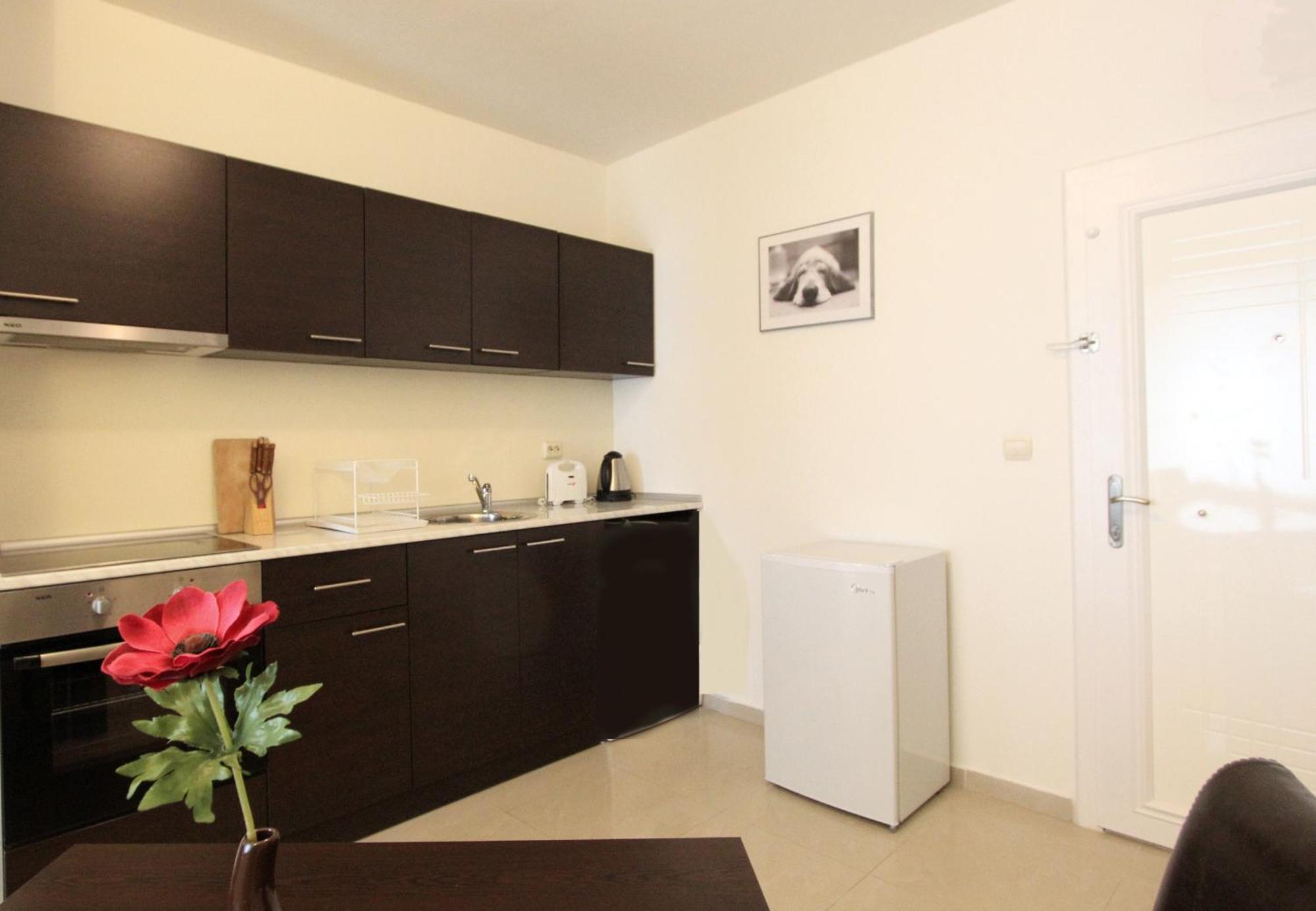 New Line Village Apartment