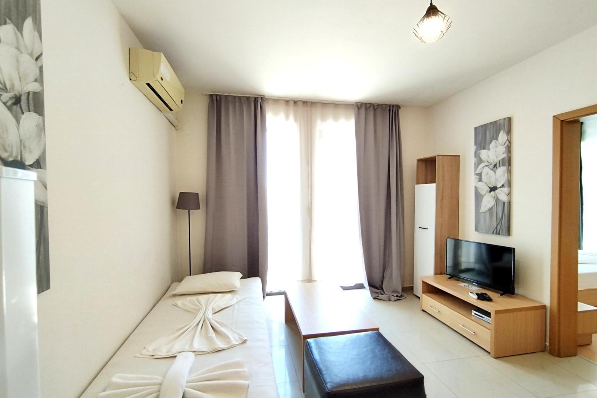 Apartment New Line Village